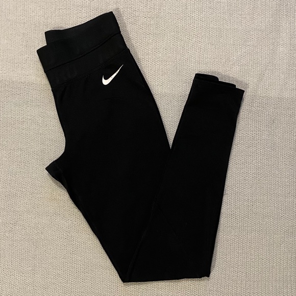 Fleece Lined Nike Running Tights size small.